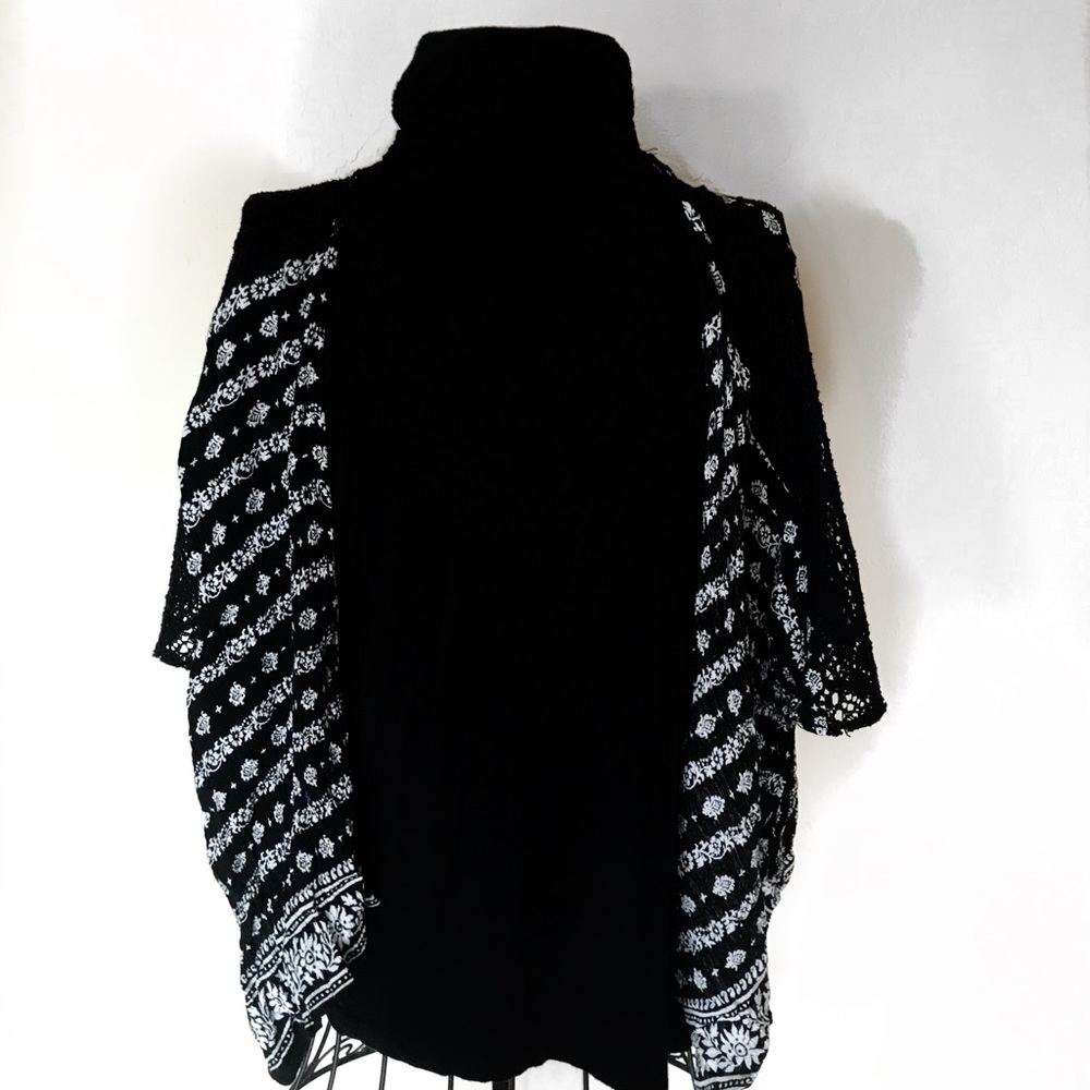 Black and White Kimono